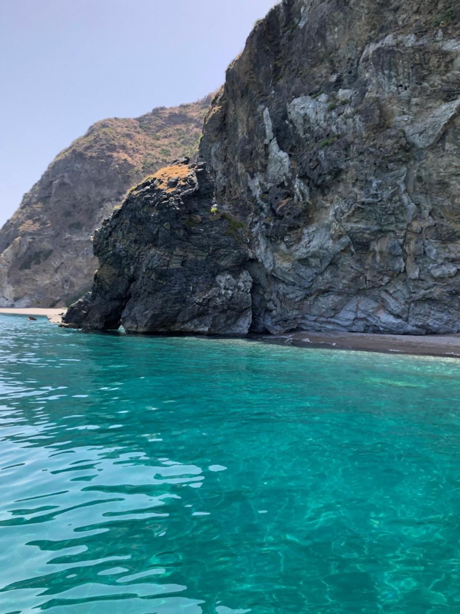 Golfo Di Tindari Apartments Фальконе Экстерьер фото