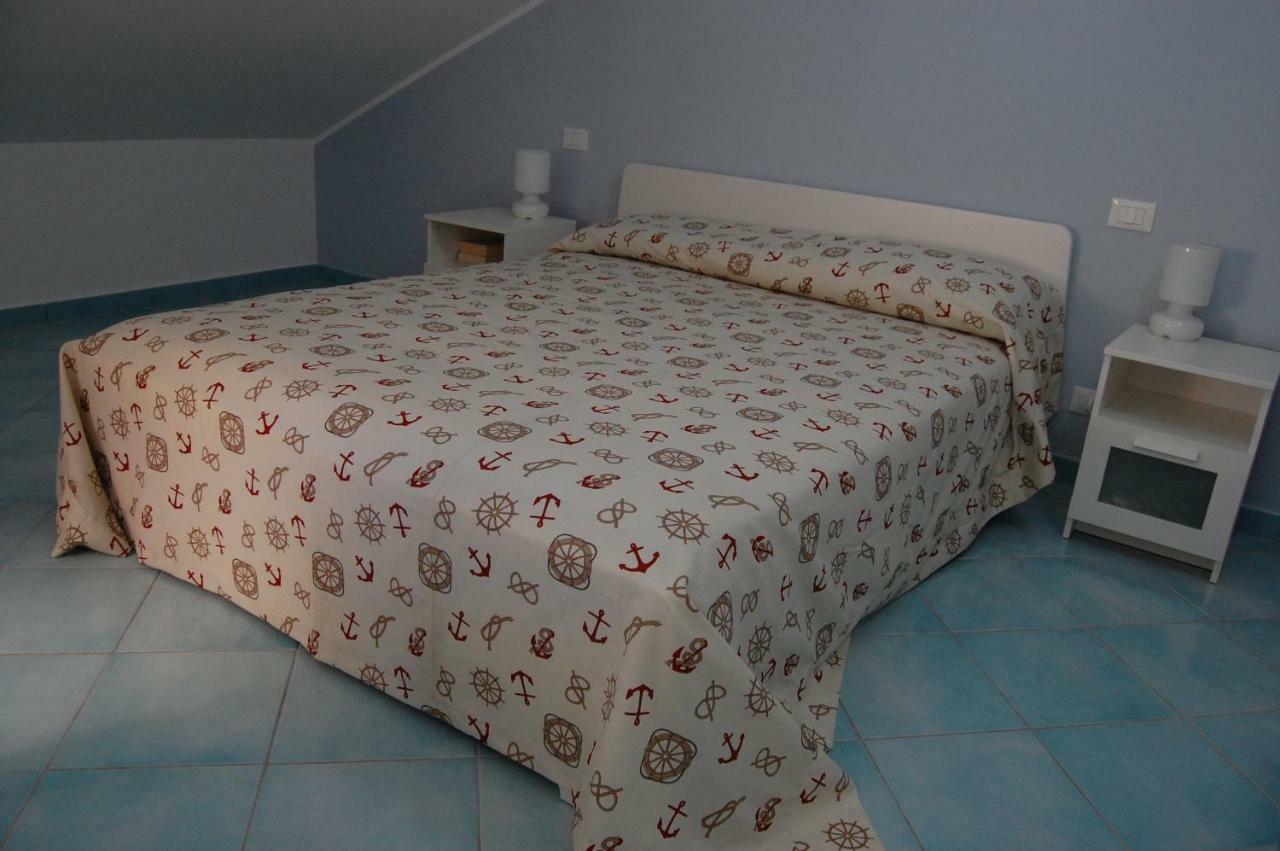 Golfo Di Tindari Apartments Фальконе Экстерьер фото