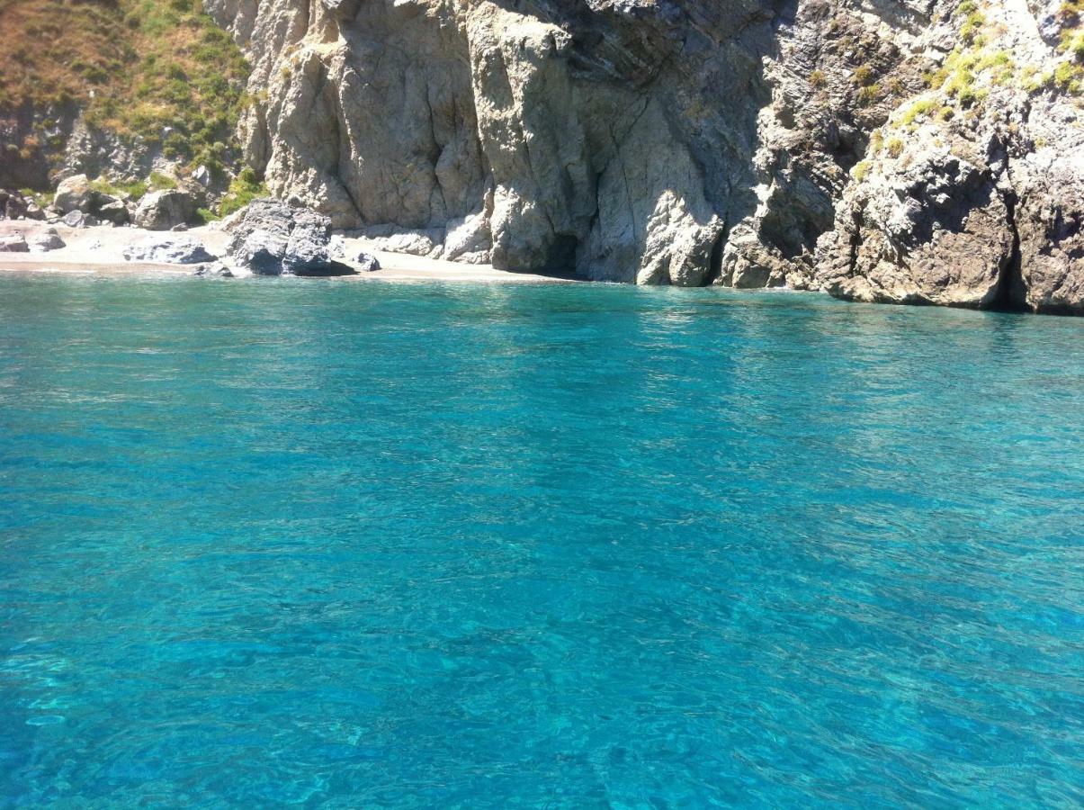 Golfo Di Tindari Apartments Фальконе Экстерьер фото